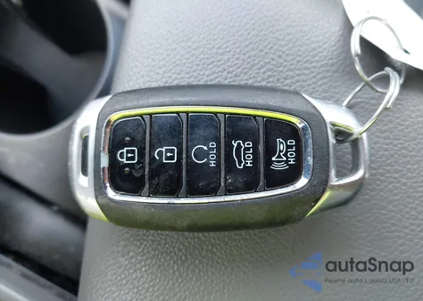 2023 Hyundai Elantra Sel z USA, uszkodzony, nr VIN 5NPLM4AG4PH104640